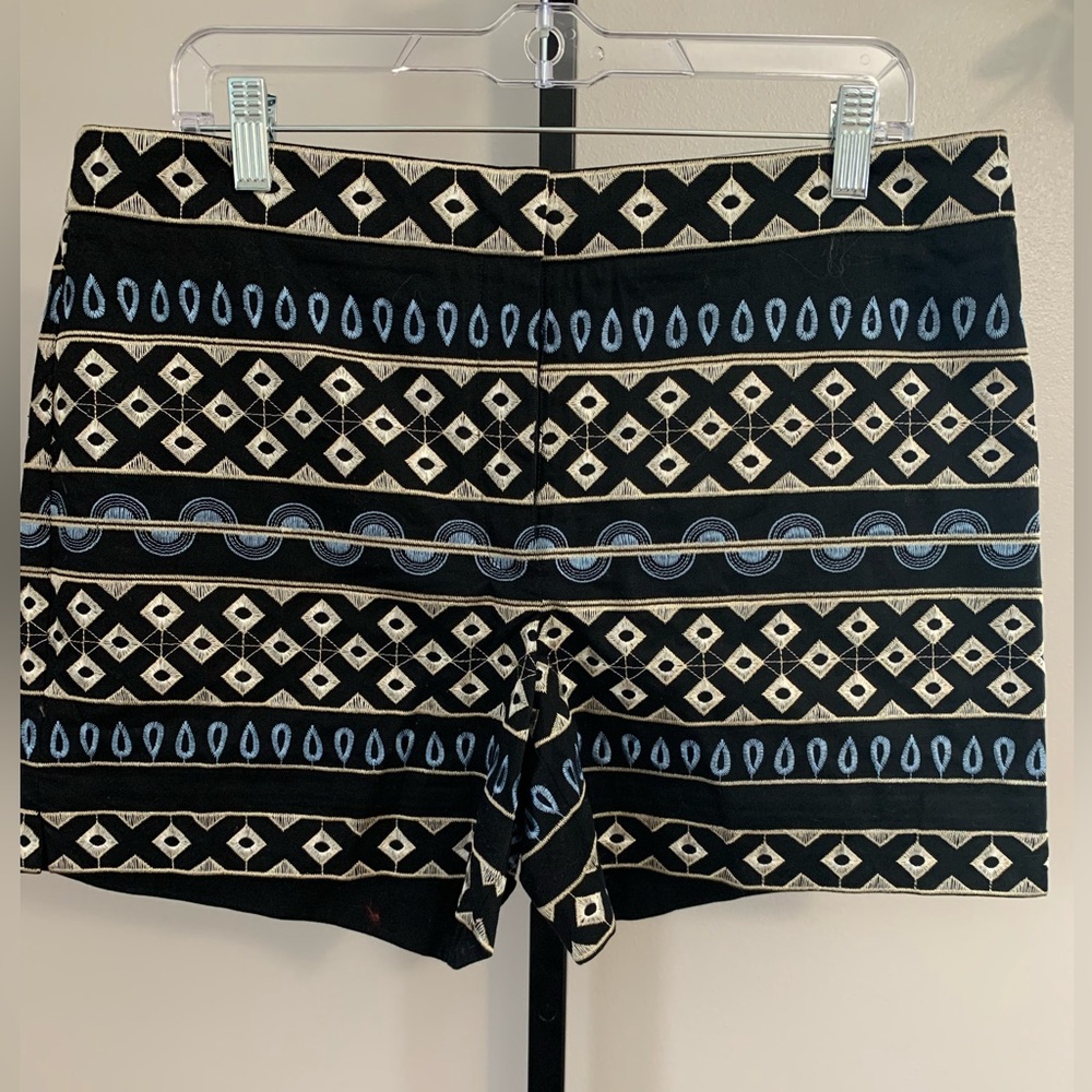 NWT White House Black Market Geometric Pattern Shorts